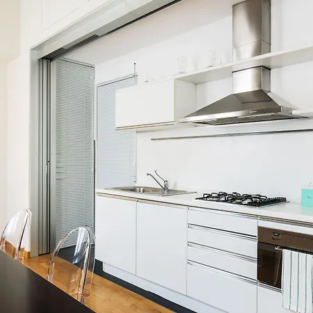 Via Rusconi 10 - Bymyhomeincomo Apartamento *