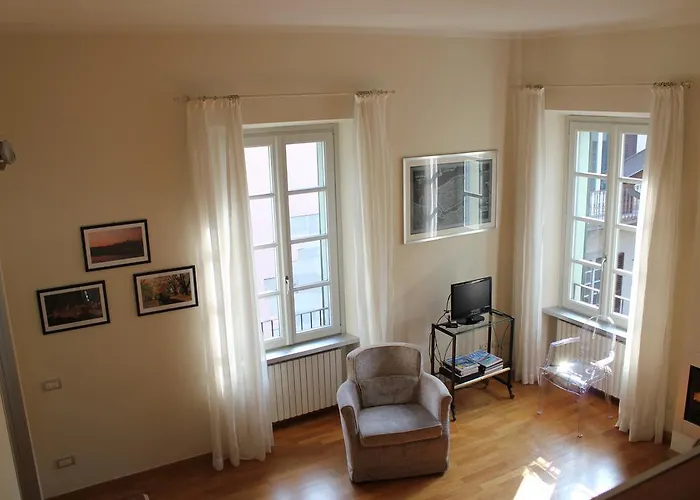 Via Rusconi 10 - Bymyhomeincomo Apartamento *