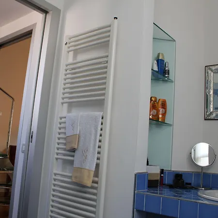 Via Rusconi 10 - Bymyhomeincomo * Côme