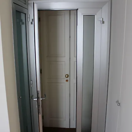 Via Rusconi 10 - Bymyhomeincomo Appartamento *