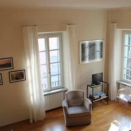Via Rusconi 10 - Bymyhomeincomo Апартаменты *