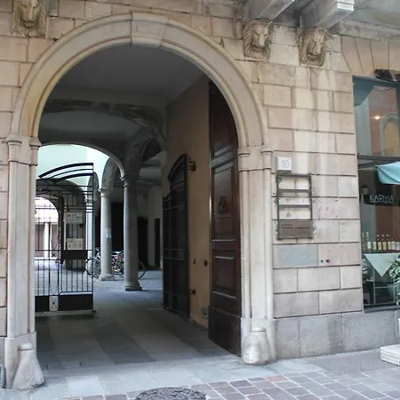 Via Rusconi 10 - Bymyhomeincomo * Комо