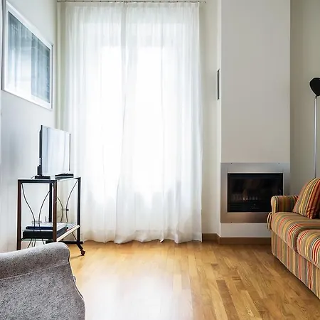 Via Rusconi 10 - Bymyhomeincomo Апартаменты