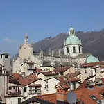Via Rusconi 10 - Bymyhomeincomo Daire