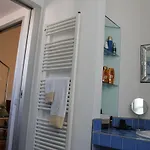 Via Rusconi 10 - Bymyhomeincomo * Como